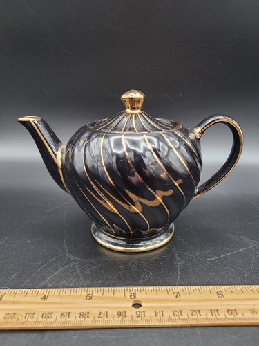 Vintage ceramic sadler - ceramic, sons